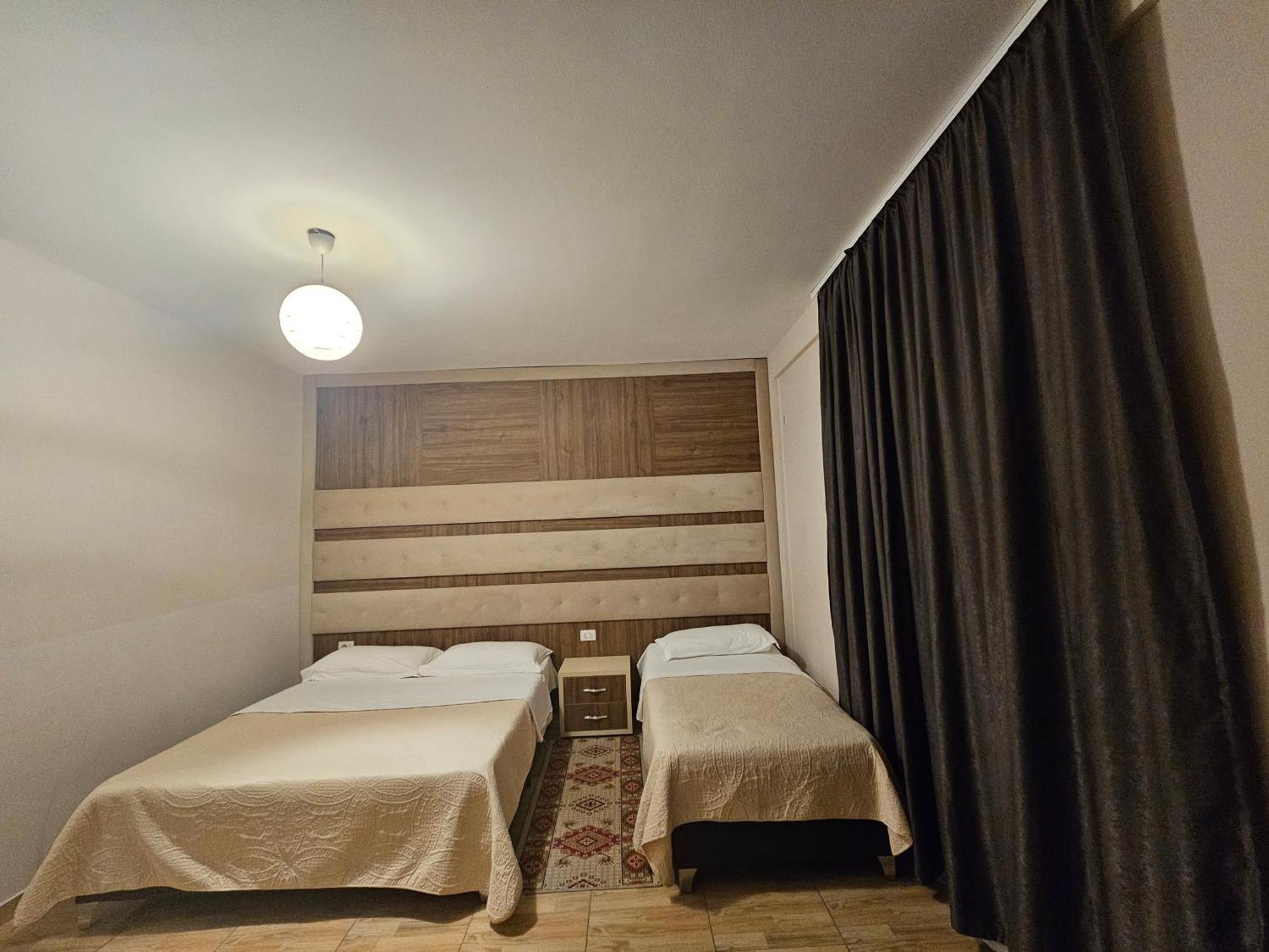שקודר Hotel 045 מראה חיצוני תמונה
